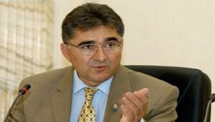 Ioan Ghişe, dat afară de SPP de la recepţia de la Cotroceni de Ziua Naţională